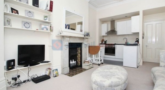 View: 1 bedroom flat in Southvale Road, Blackheath SE3